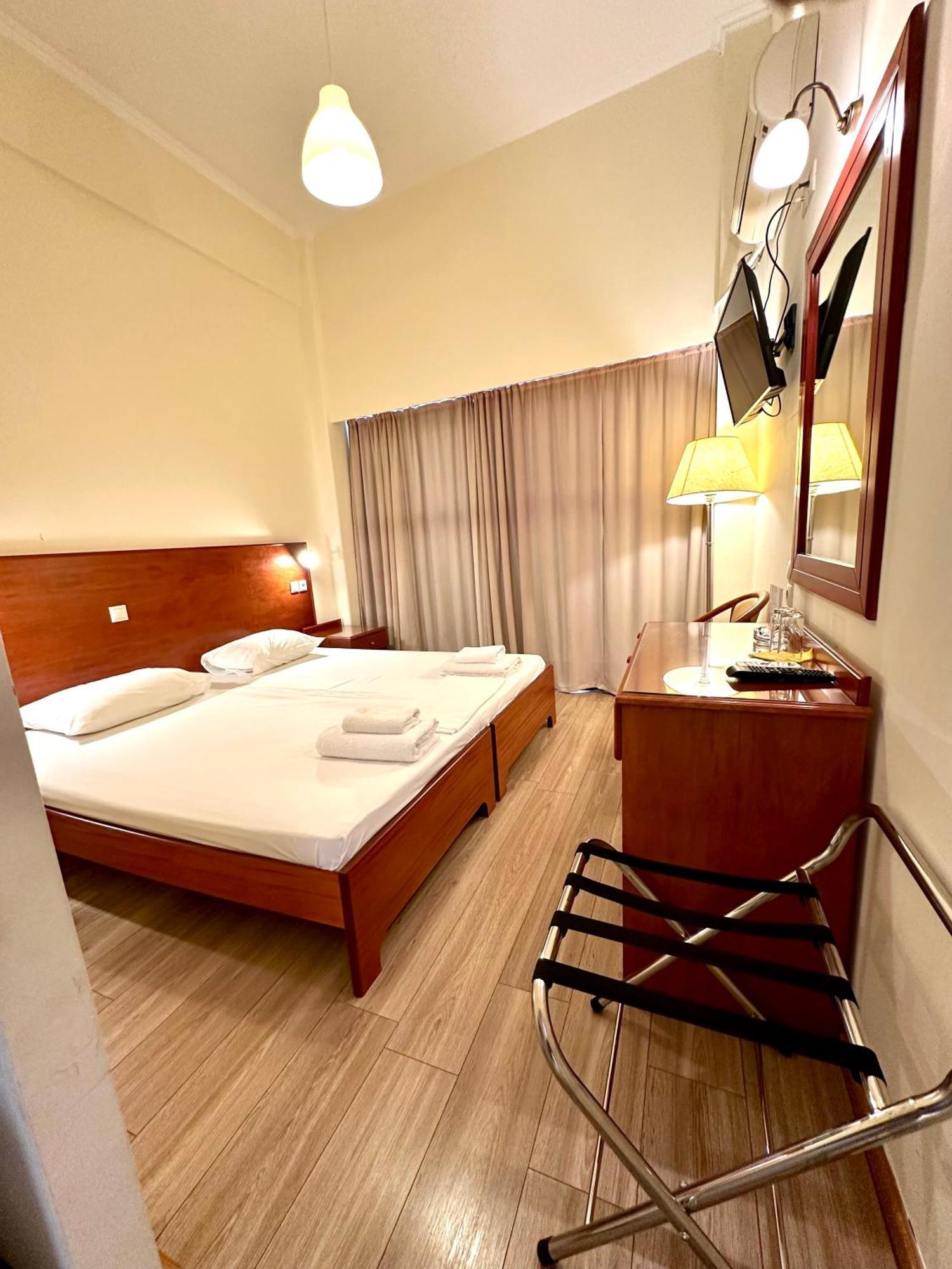 Hotel Akti Loutráki Quarto foto