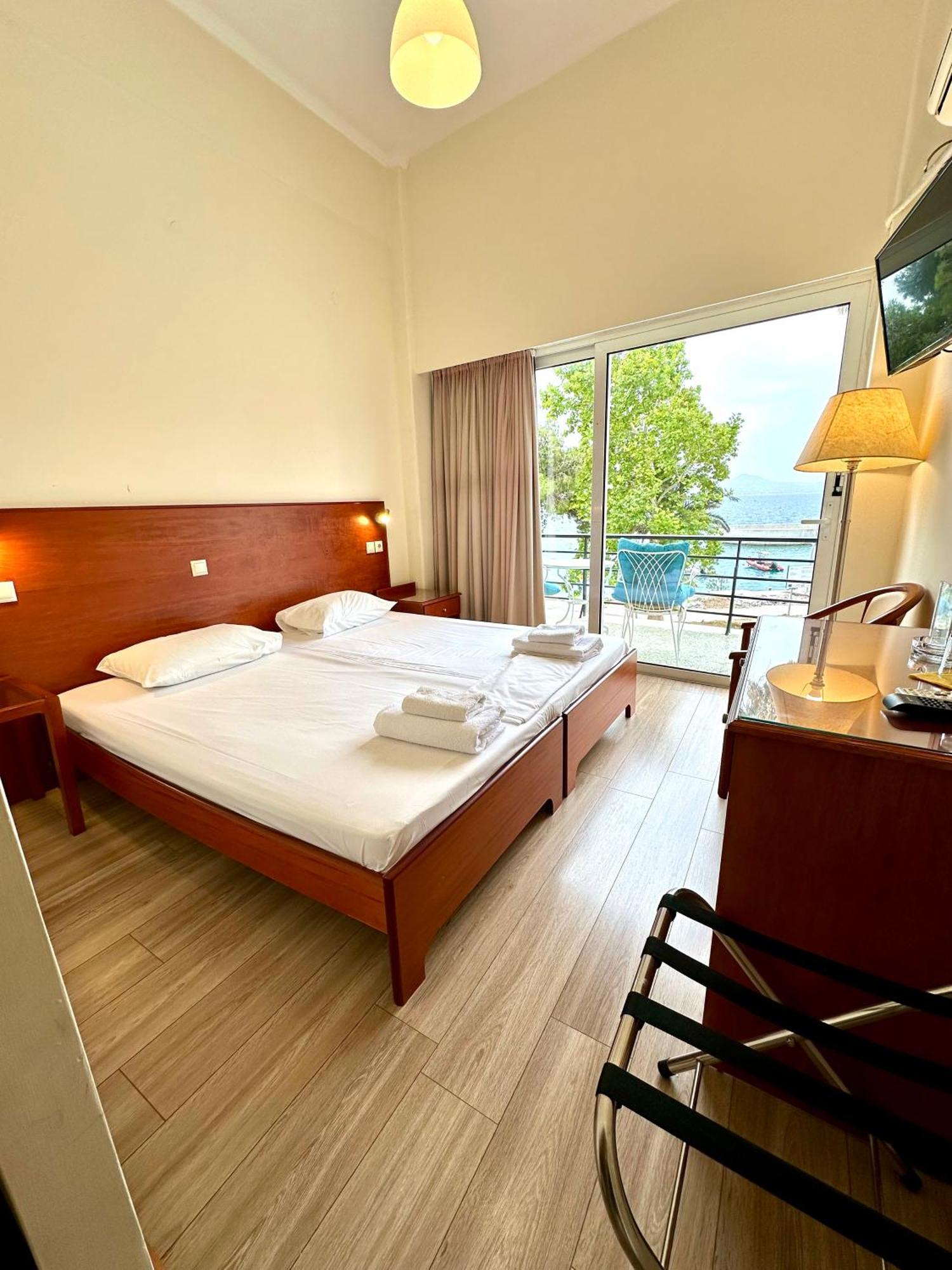 Hotel Akti Loutráki Quarto foto